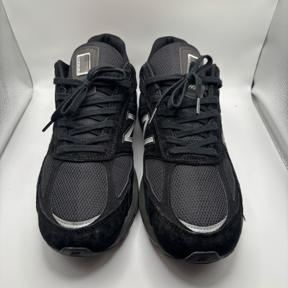 New Balance 990v5 Black Suede Casual Shoes Men's Size 12D M990BK5 EUC - Picture 3 of 8